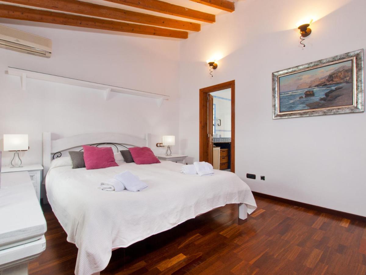 House Es Convent In Alcudia, Close To Beaches Semesterbostad